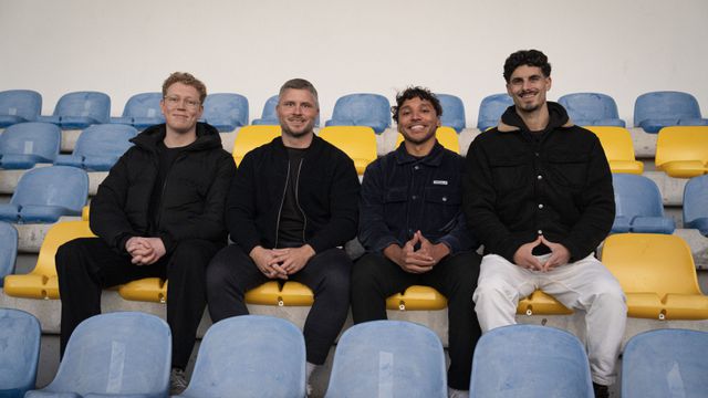 Felix Kruger (2.º a contar da esquerda) lidera nova equipa de investidores no Sintrense (Foto: Mariana Tenório)