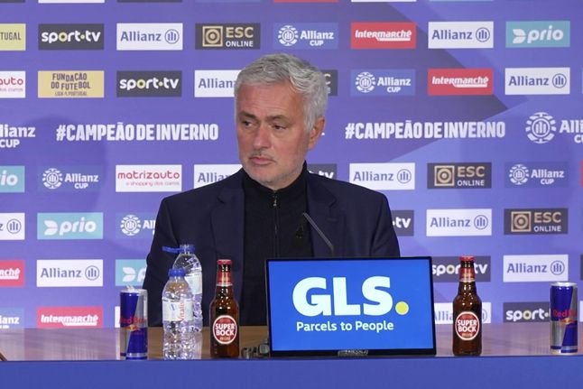 José Mourinho: «Desejo que os jogadores não durmam»