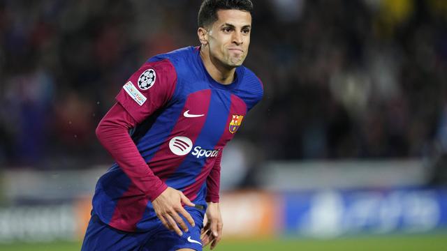 João Cancelo representou o Barcelona na época de 2023/24