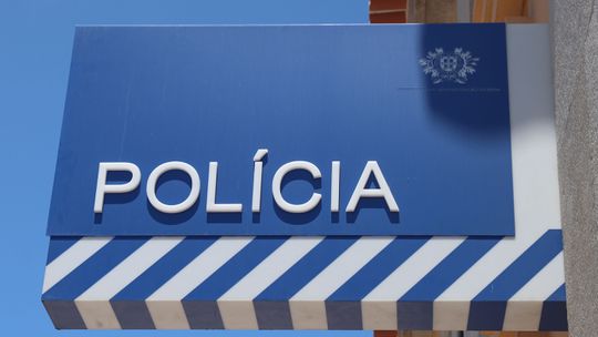 Autocarro apedrejado e reforço policial em Lisboa