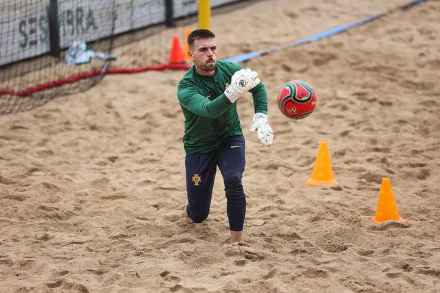Pedro Mano confiante para o Mundial de futebol de praia