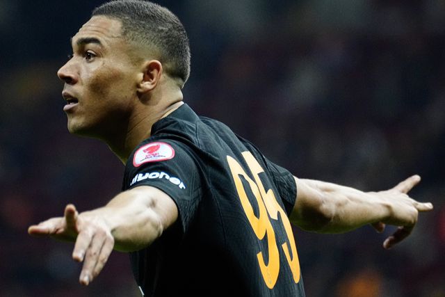 Ex-Benfica destaca primeiro golo pelo Galatasaray