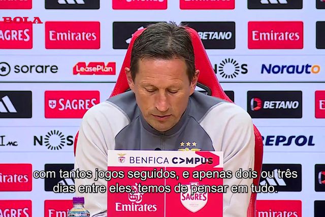 «Não mudei muito o sistema no Benfica...»