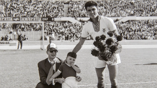 Conhece a história da primeira camisola alternativa do Benfica?