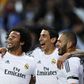 Marcelo, Di María e Benzema celebram abraçados no Real Madrid