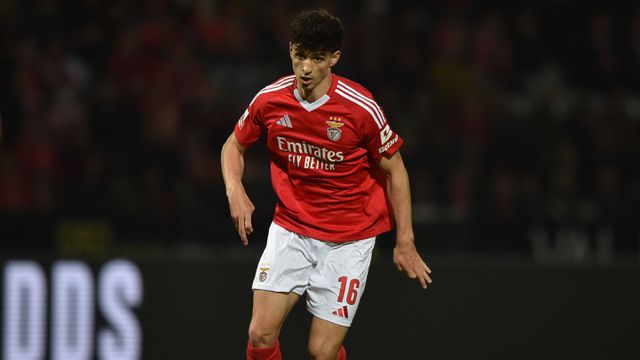 Manu Silva (ex-V. Guimarães) foi um dos reforços de inverno do Benfica