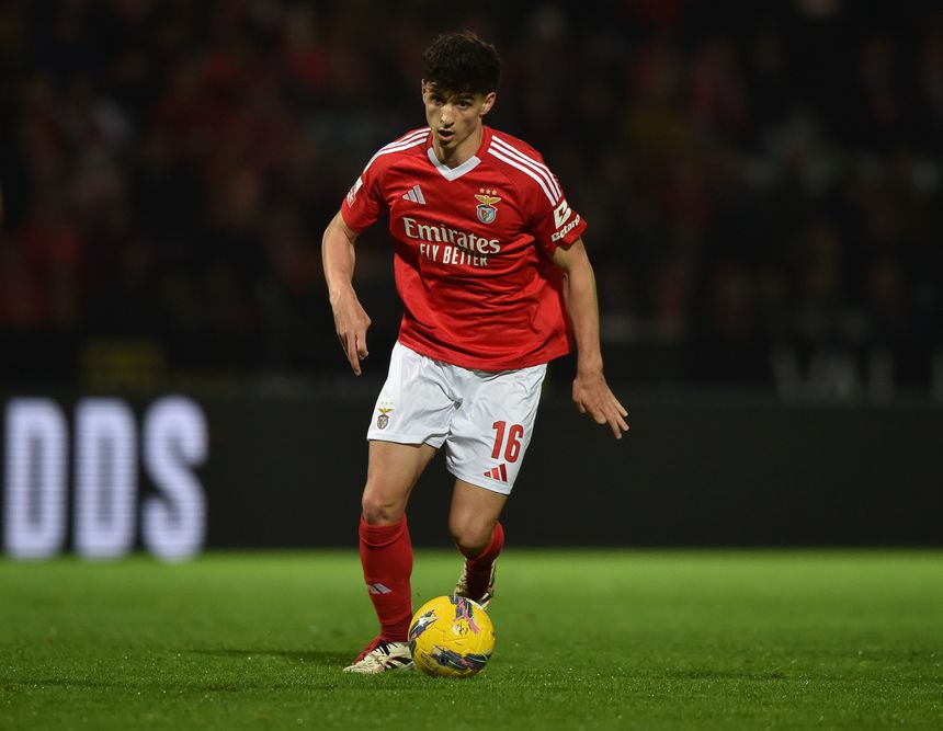 Manu Silva (ex-V. Guimarães) foi um dos reforços de inverno do Benfica