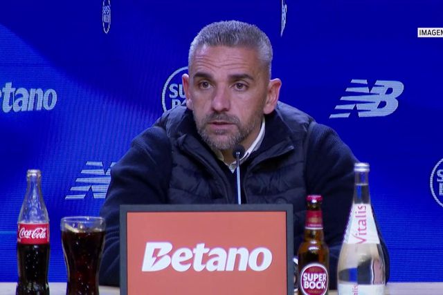 Rui Borges comenta as expulsões nos últimos minutos do jogo com o FC Porto