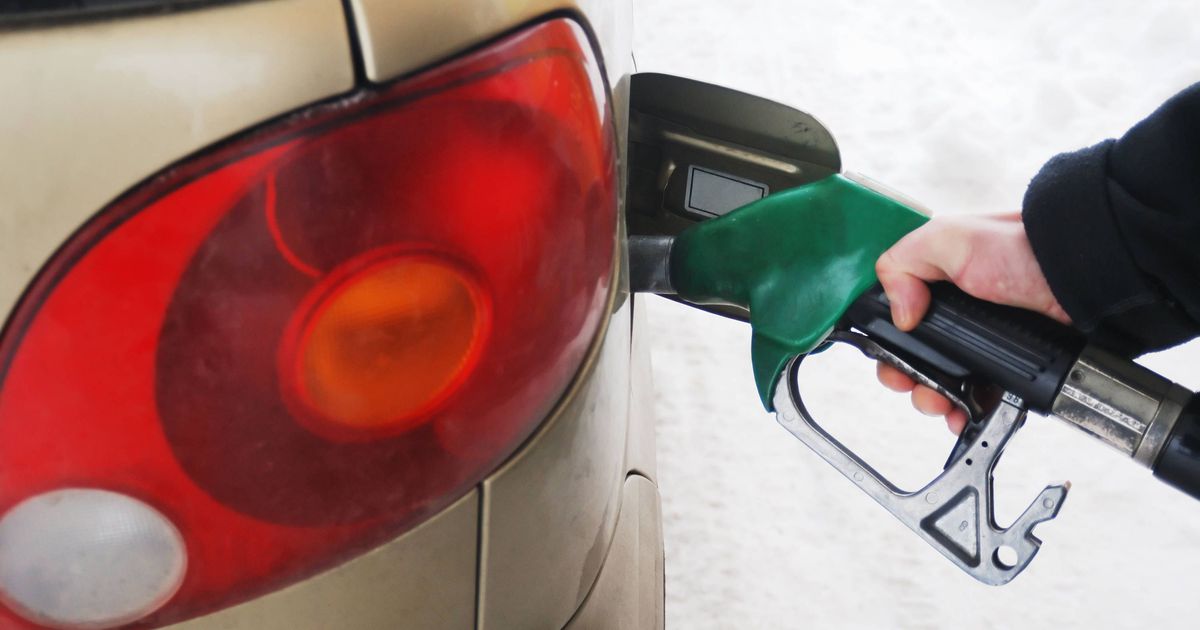 Preços dos combustíveis devem baixar na próxima semana