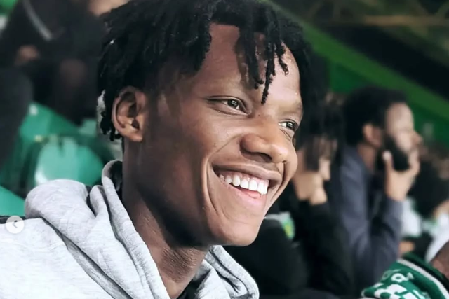 Yvan Sebai Senin, médio costa-marfinense, de 19 anos, vai reforçar as camadas jovens do Sporting