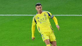 Ronaldo celebrou 40 anos e a prenda continua a ser a mesma: golos