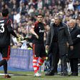 Mourinho substitui Casillas por Adán, durante um jogo do Real Madrid
