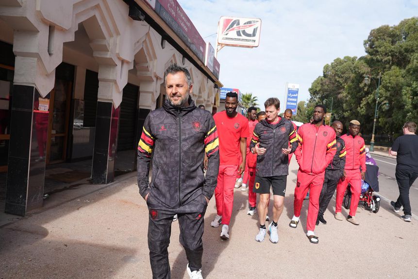 Patrice Beaumell, selecioador de Angola, vai fazer estágio interno de observação