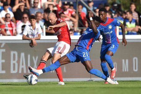 Benfica e Alverca voltam a defrontar-se, agora no Estádio da Luz, depois da vitória das águias no Ribatejo, na 1.ª volta - Foto: Miguel Nunes