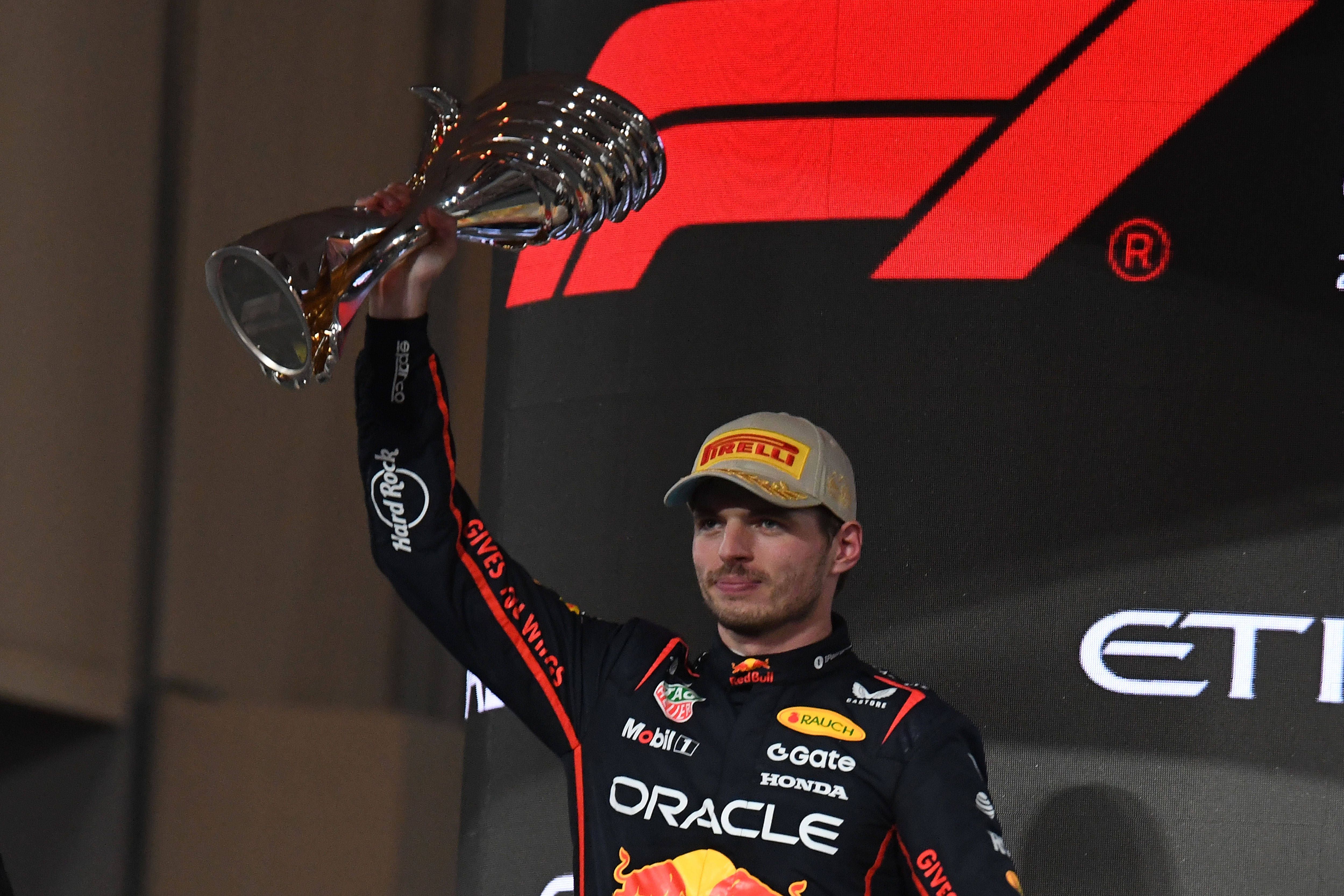 Max Verstappen terminou 2025 com uma vitória em Abu Dhabi, mas sem o pentacampeonato