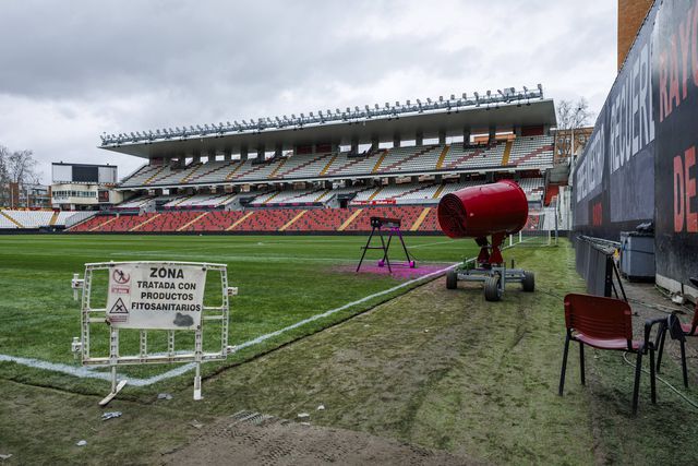 Oviedo indignado com suspensão do jogo com o Rayo: «As regras foram ignoradas»