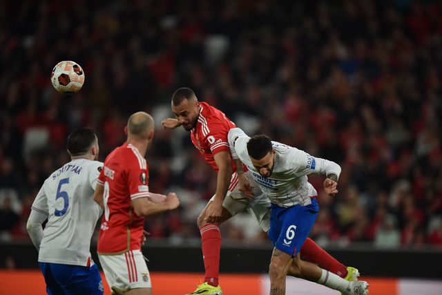 Crónica do Benfica-Rangers: e quando o coelho não sai da cartola...