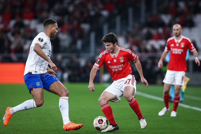 Destaques do Benfica: Se querem pedir desculpa, peçam a João Neves