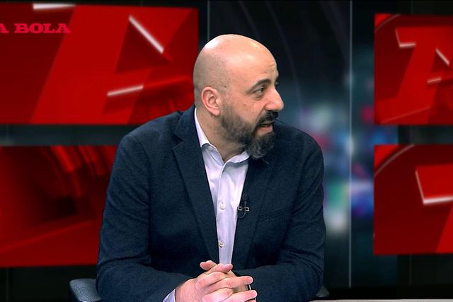 «Há uma linha de continuidade que foi desfeita muitas vezes por Roger Schmidt»