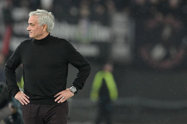 «Amo Mourinho. Um dia disse-me: 'Se puseres o Mahrez no bolso, compro-te um presunto'»