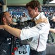 'Drive to Survive' revela pedido de Hamilton ao chefe da Mercedes para não contratar Verstappen