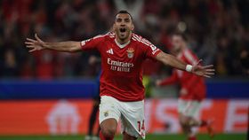 Depois da estreia é dose dupla: Pavlidis é o Jogador do Mês