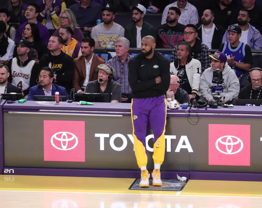 LeBron volta! Lakers em FESTA!