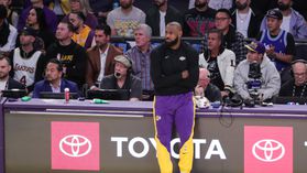 LeBron: «É a minha primeira lesão no joelho em 22 anos de carreira»