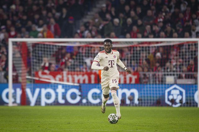 Oito meses depois: aí está Alphonso Davies