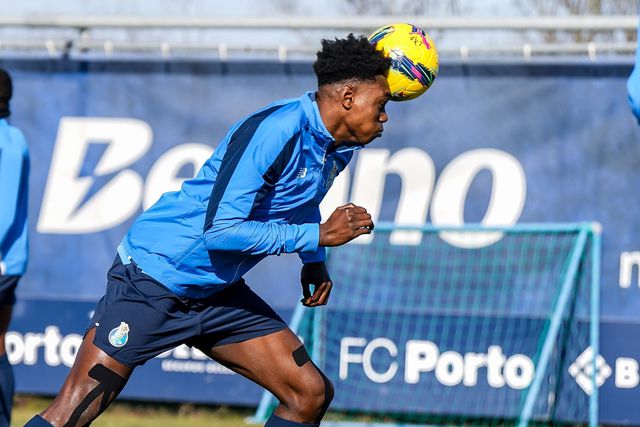 Samu em ação no Olival antes da ida ao Minho (Foto: FC Porto)