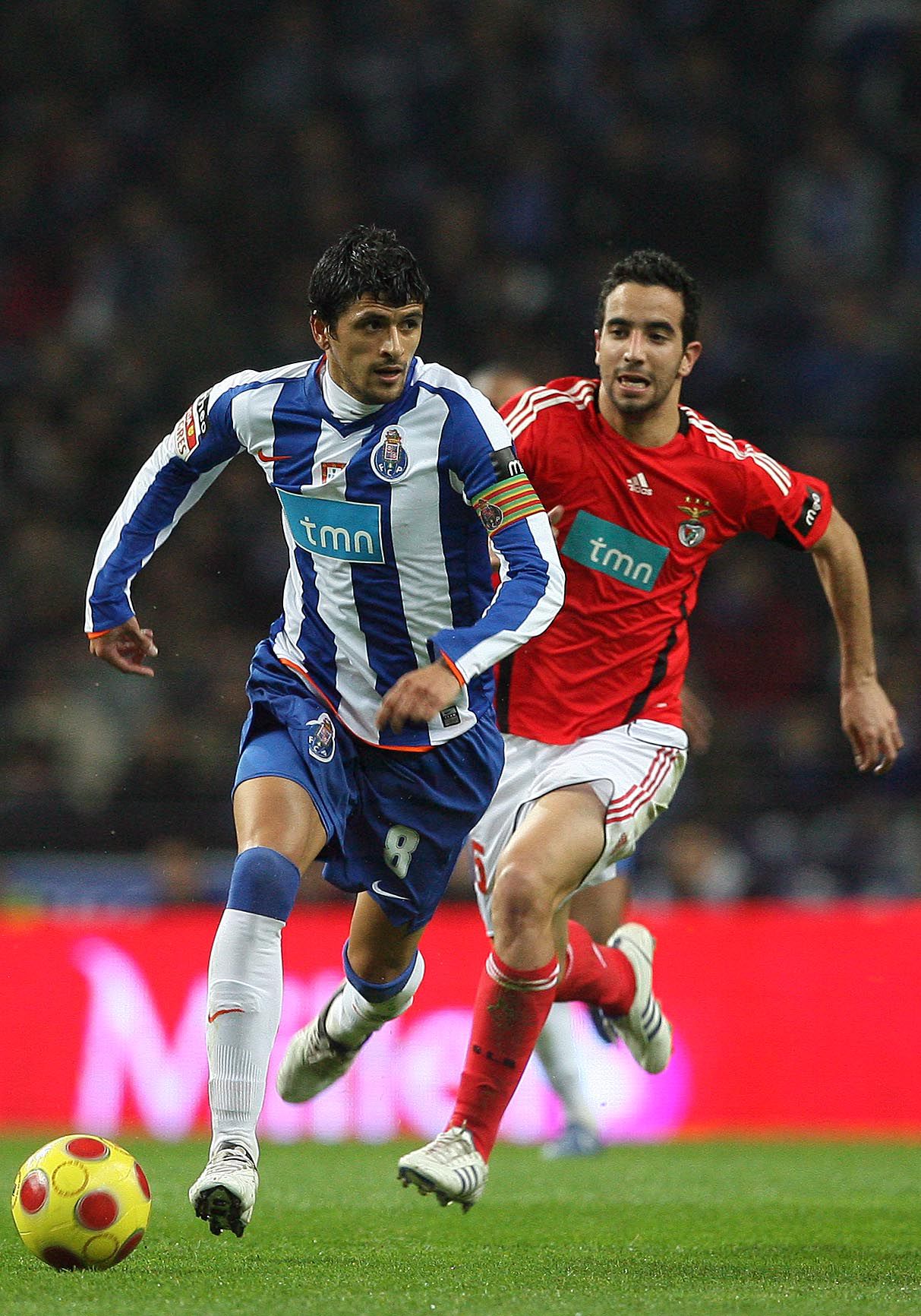 21.º Lucho González (FC Porto), 13 jogos, 3 golos. Foto A BOLA