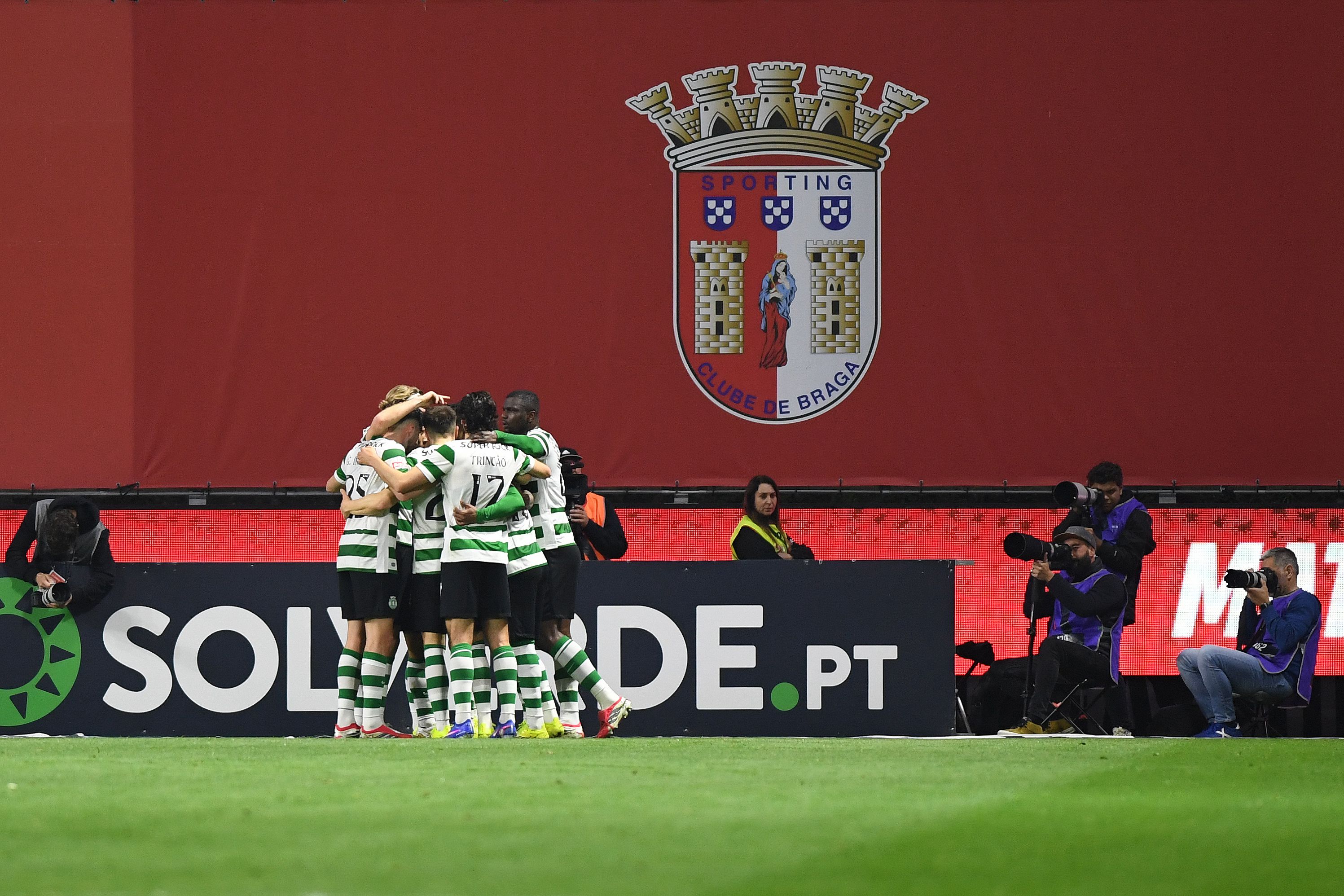 Jogadores do Sporting festejam golo marcado ao SC Braga - Foto: Rogério Ferreira/Kapta+