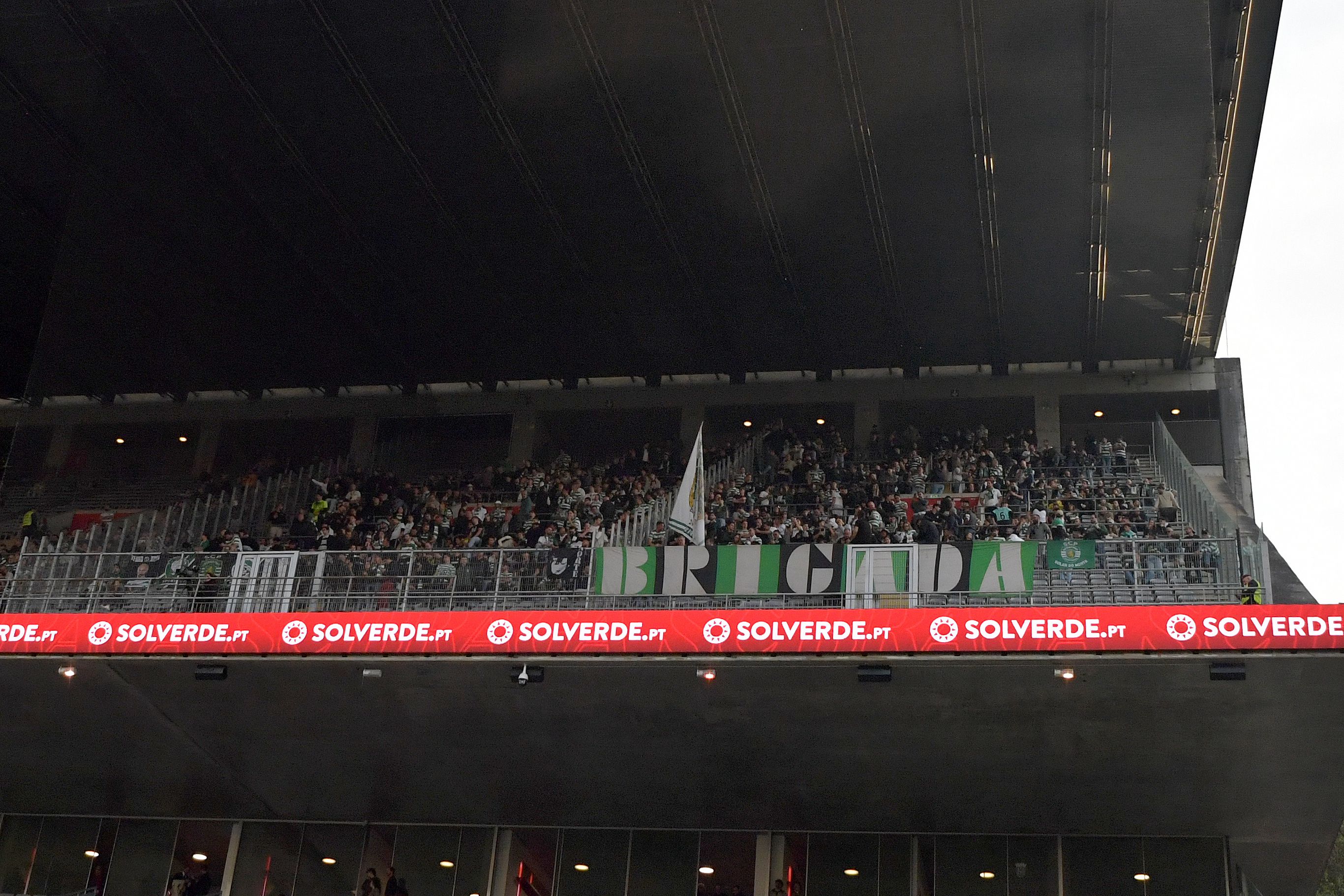 Adeptos do Sporting presentes no Estádio Municipal de Braga - Foto: Rogério Ferreira/Kapta+