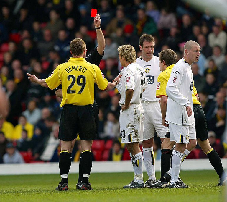 O Leeds United já foi campeão de Inglaterra três vezes, mas em 2004 acabou por descer ao segundo escalão - FOTO: Imago