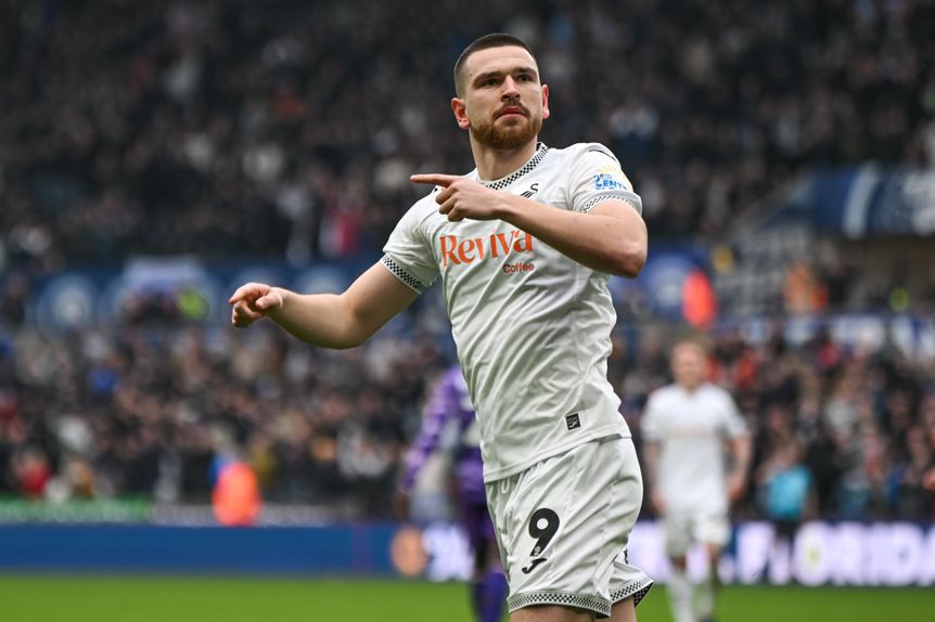 Zan Vipotnik é o melhor marcador do Championship com 19 golos pelo Swansea, de Vítor Matos - Foto: Swansea