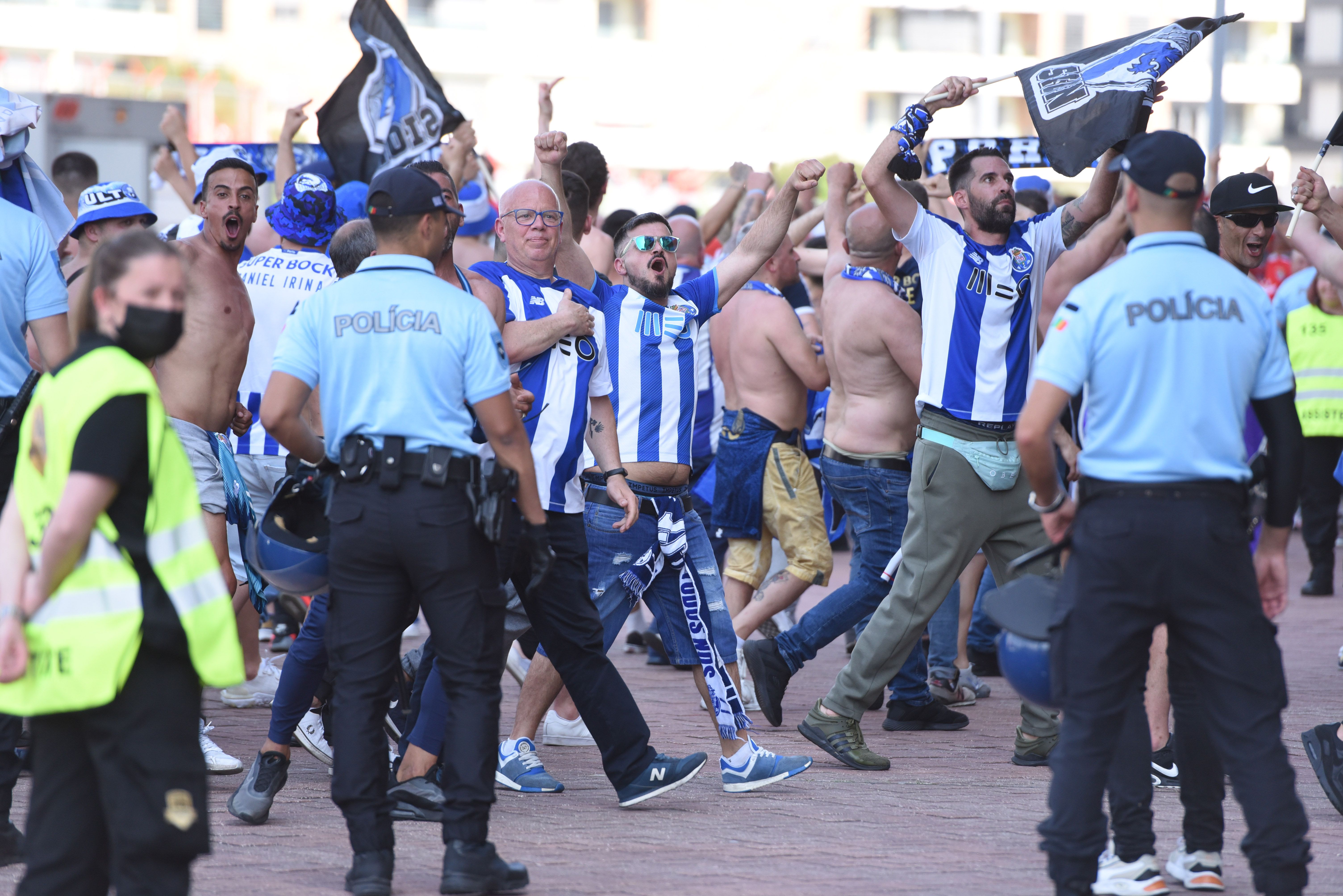 FC Porto pede à Liga que acompanhe cortejo e entrada dos adeptos na Luz