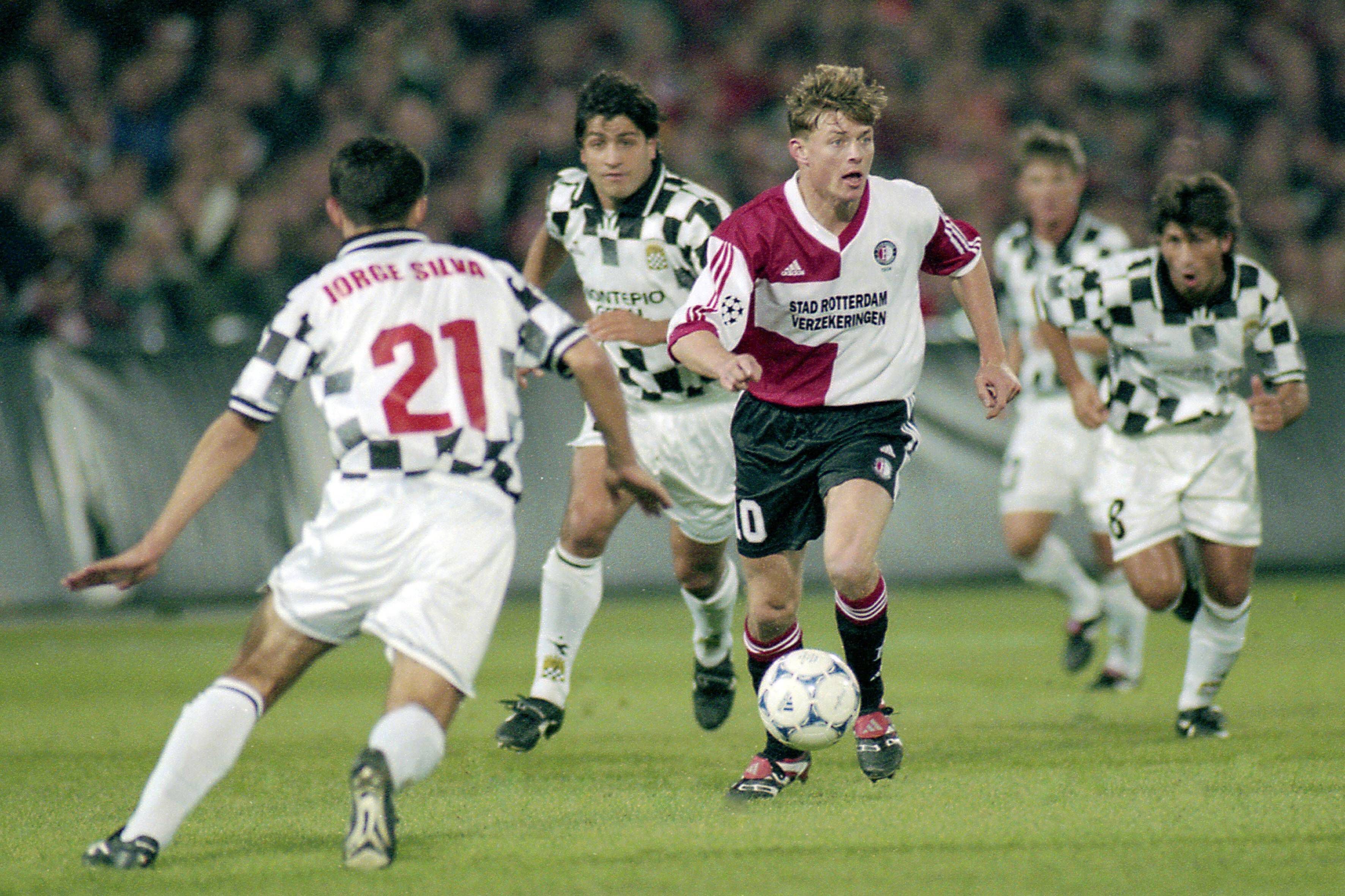 Boavista chegou a brilhar na Europa e até ficou conhecido como o clube das camisola esquisitas - FOTO: Imago