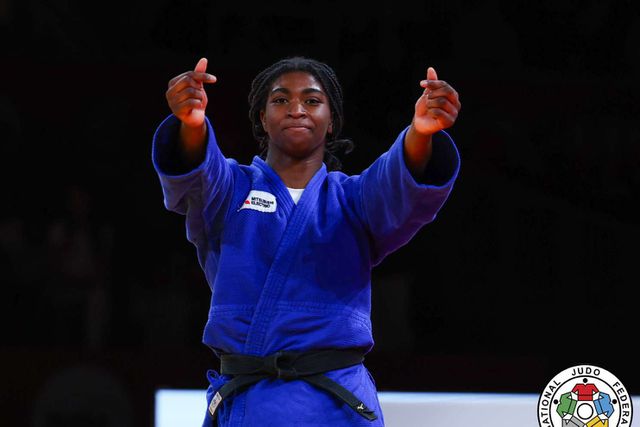 Taís Pina celebra a vitória em Linz      Fotografia Gabriela Sabau/IJF