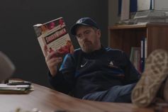 Já não há dúvidas: primeiro 'teaser' de 'Ted Lasso' mostra novo rumo