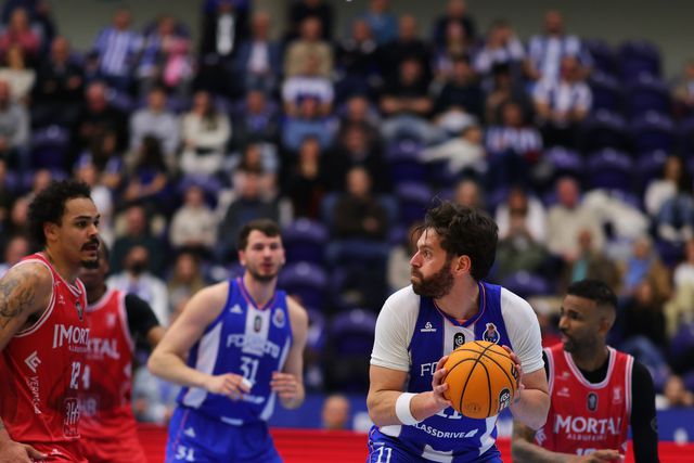Miguel Queiroz (8 pts, 4 res, 3 ass) esteve em campo 26 minutos     Fotografia FC Porto