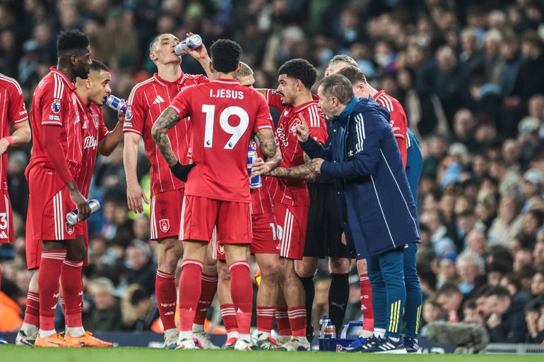 O Nottingham Forest sabem bem o que é a descida aos infernos e esta temporada volta a estar numa posição de risco - FOTO: Imago
