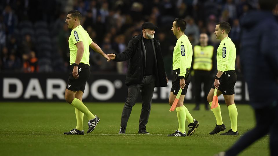 Álvaro Pacheco satisfeito: «Fomos capazes de contrariar as armas do FC Porto»