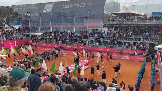 O momento da consagração de Hubert Hurkacz no Estoril Open