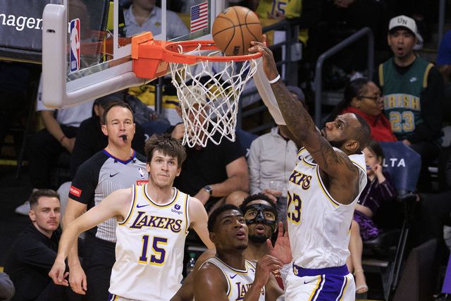 NBA: Lakers vencem com LeBron em destaque e ainda sonham com os 'play-off'