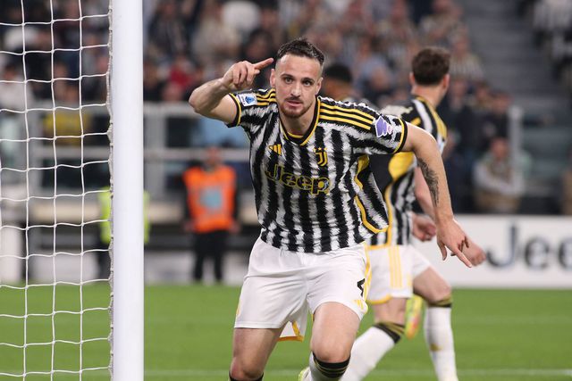 Juventus vence e consolida terceiro lugar