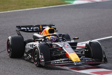 Verstappen lidera do início ao fim e vence GP da China