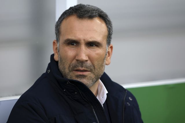 E. Amadora: Sérgio Vieira de saída, Filipe Martins na linha da frente