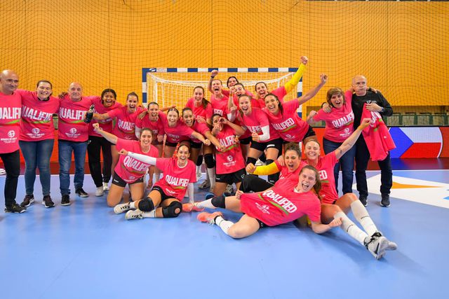 Seleção feminina apura-se para o Europeu 2024
