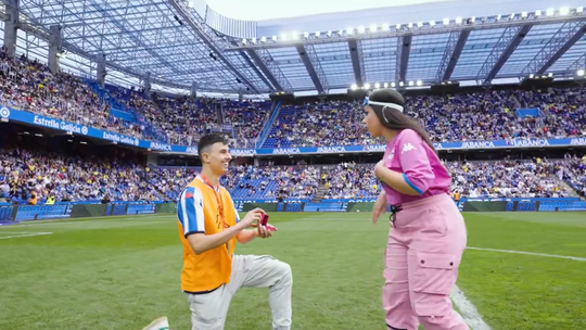 No estádio do Deportivo da Corunha venceu... o amor