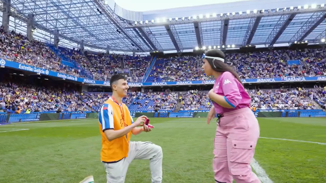 No estádio do Deportivo da Corunha venceu... o amor